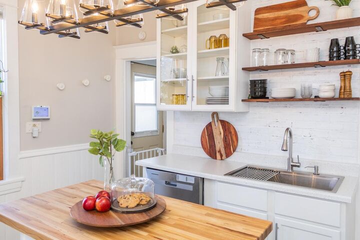 Property Photo:  1191 Albemarle Street  MN 55117 