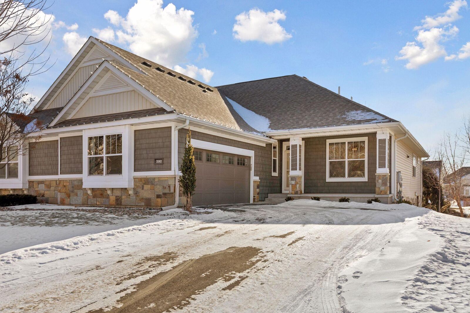 Property Photo: 3582 Lemieux Circle MN 55122