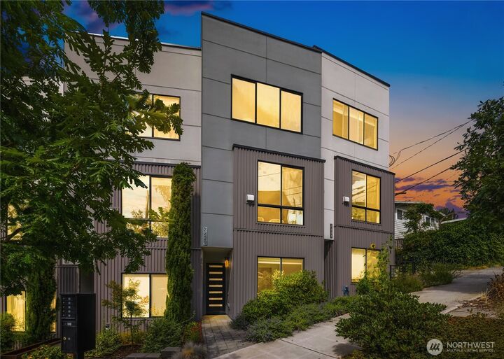 Property Photo: 7439 Latona Avenue NE WA 98115