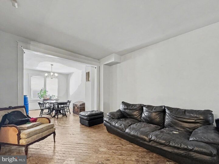 Property Photo:  621 N Edgewood Street  MD 21229 