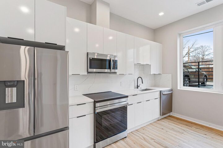 Property Photo:  1358 Florida Avenue NE 107  DC 20002 