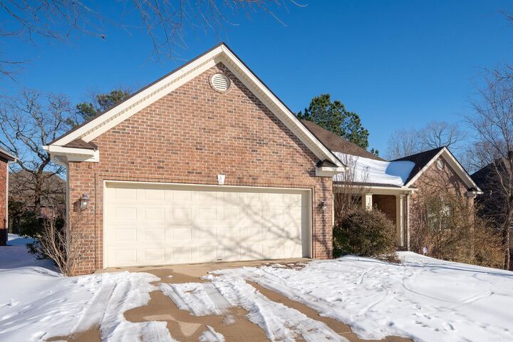 Property Photo:  15 Bangor Court  AR 72223 