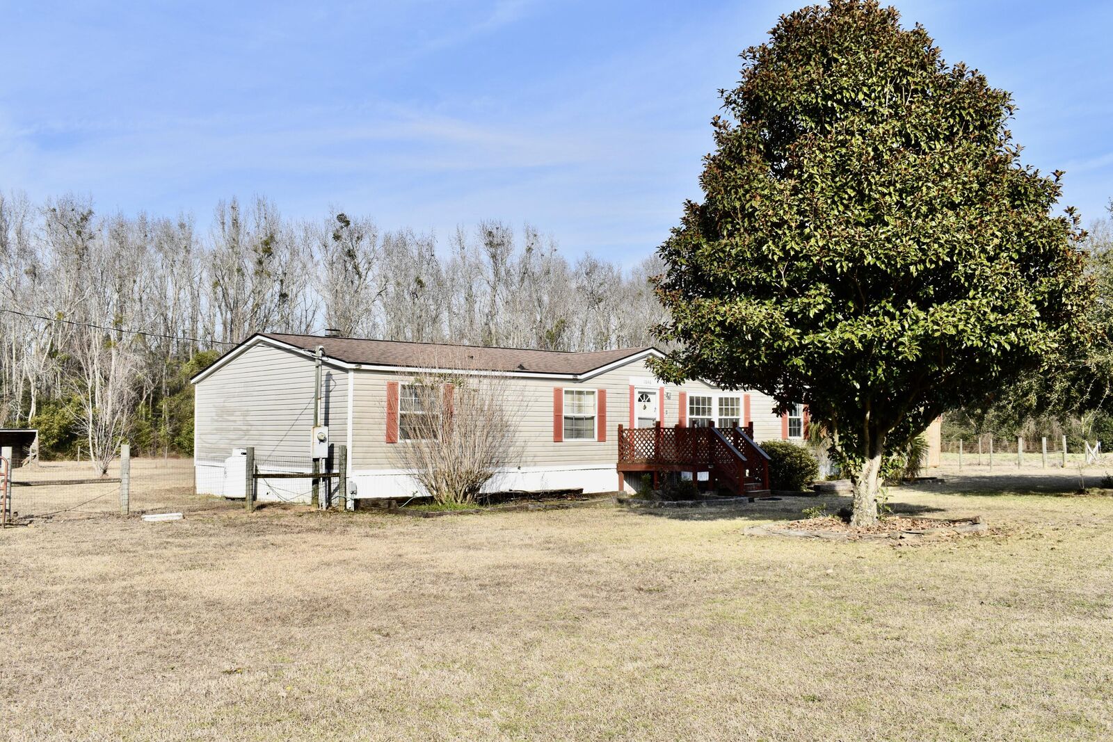 Property Photo:  1646 Wells Road  SC 29148 