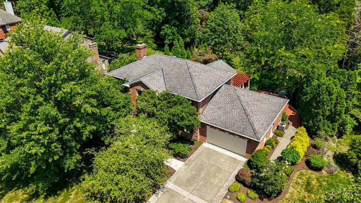 Property Photo:  9424 Kemper Grove Lane  OH 45140 