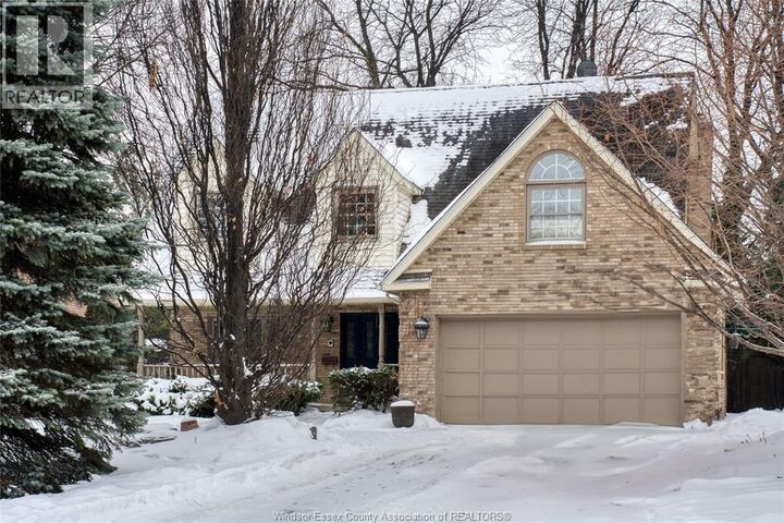 Property Photo:  323 Majestic Drive  ON N8N 4K9 