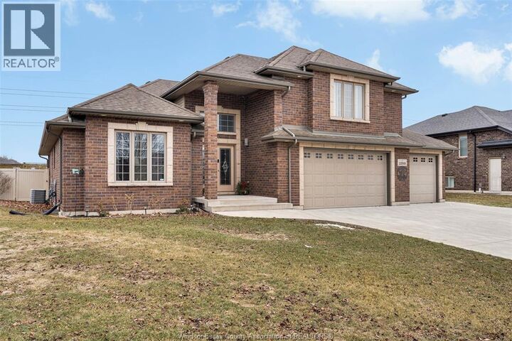 Property Photo:  1298 Deer Run Trail  ON N8L 0S8 