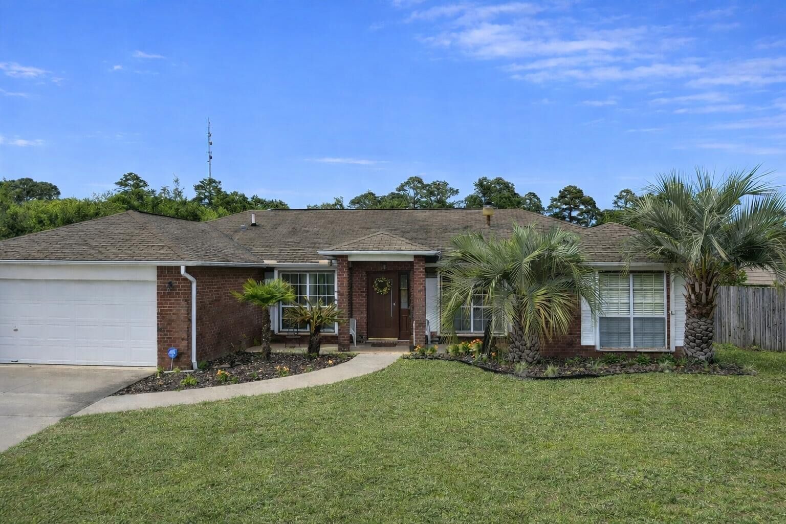 Property Photo:  4211 Mainsail Drive  FL 32578 