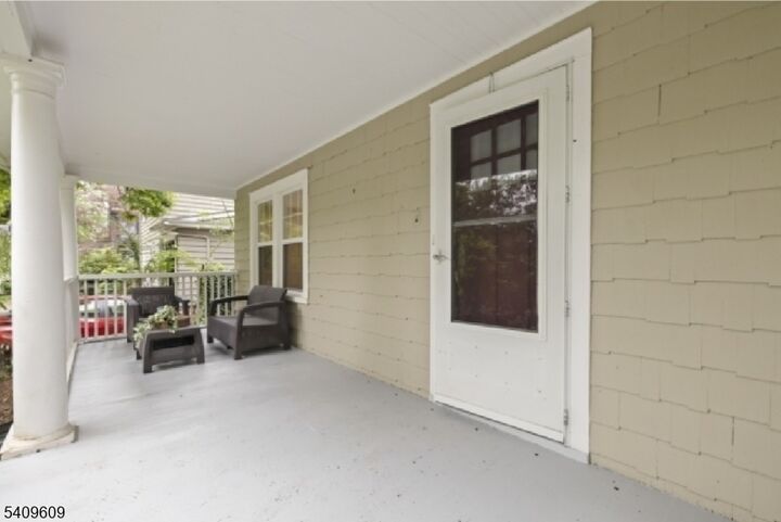 Property Photo:  72 Meadowbrook Rd  NJ 07078 