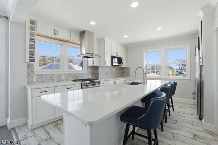 Property Photo:  241 Hillside Rd  NJ 07208 