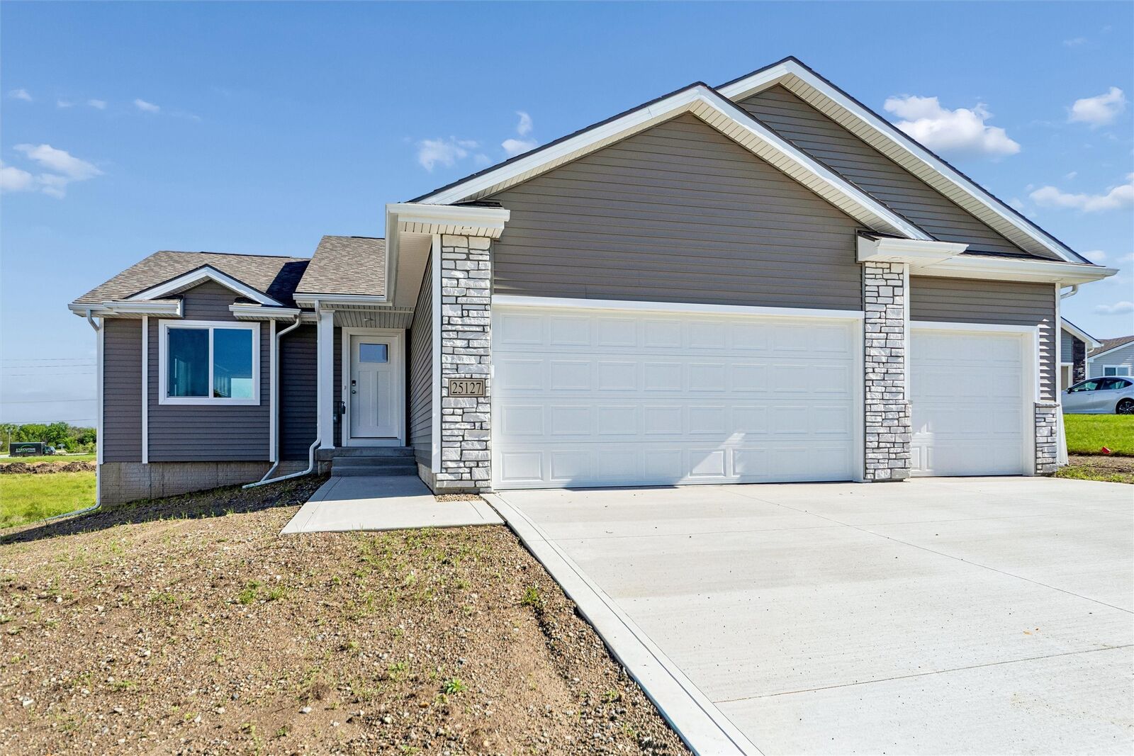 Property Photo: 25127 Bluebird Circle IA 50003