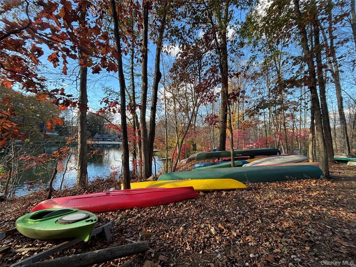 Property Photo:  12 Skytop Drive  NY 10536 