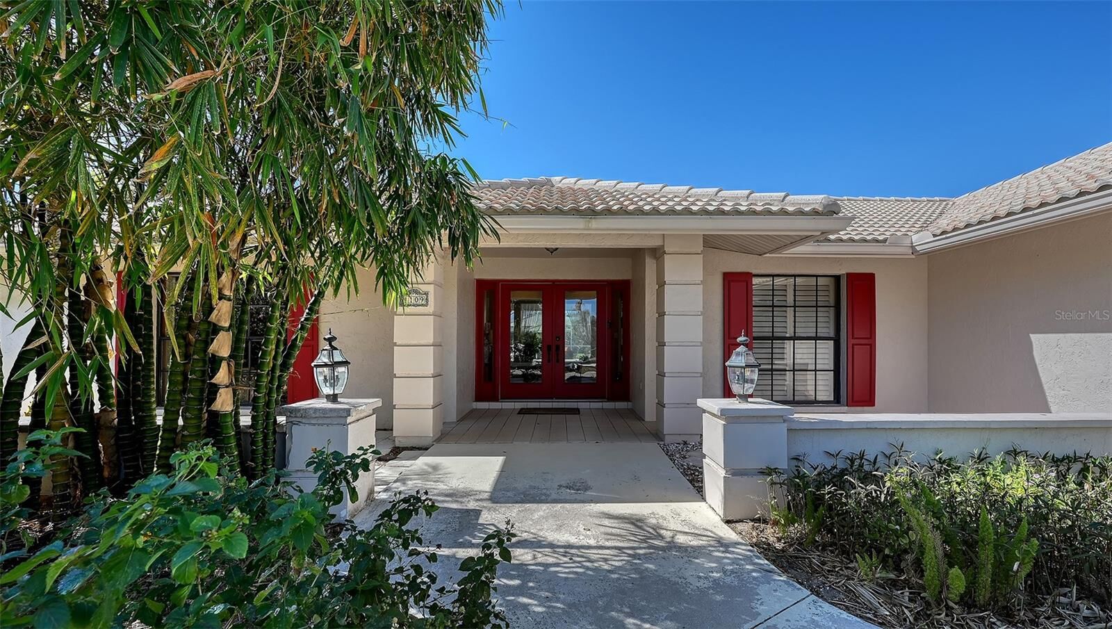 Property Photo:  1109 Delacroix Circle  FL 34275 