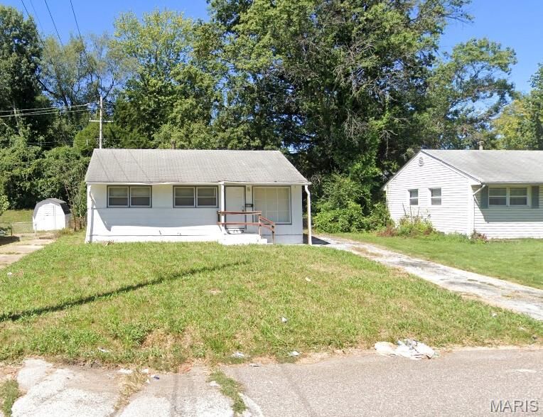 Property Photo:  10435 Renfrew Drive  MO 63137 