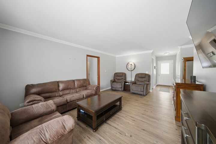 Property Photo:  2612 Mitchell Drive  IL 60517 