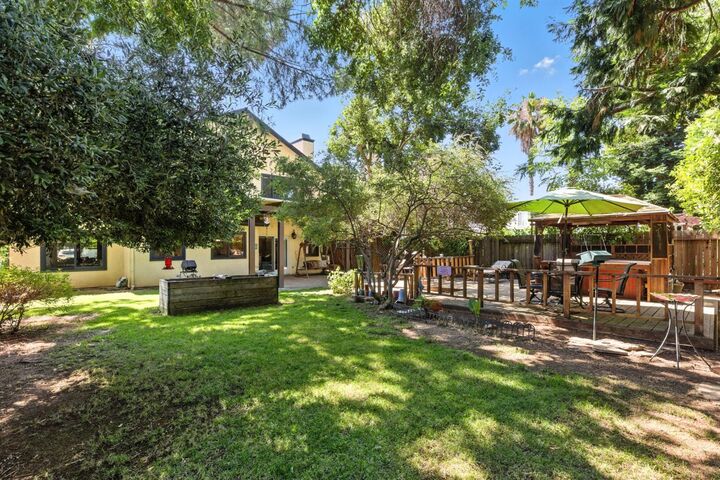 Property Photo:  9481 Bowmont Way  CA 95758 