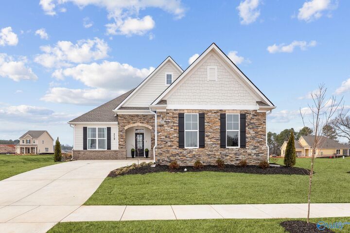Property Photo: 158 Wiltshire Drive AL 35756