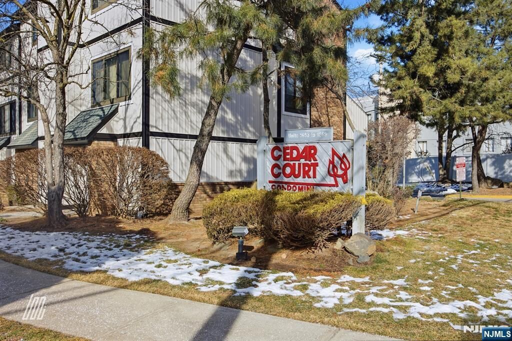 Property Photo:  1511 John Street  NJ 07024 