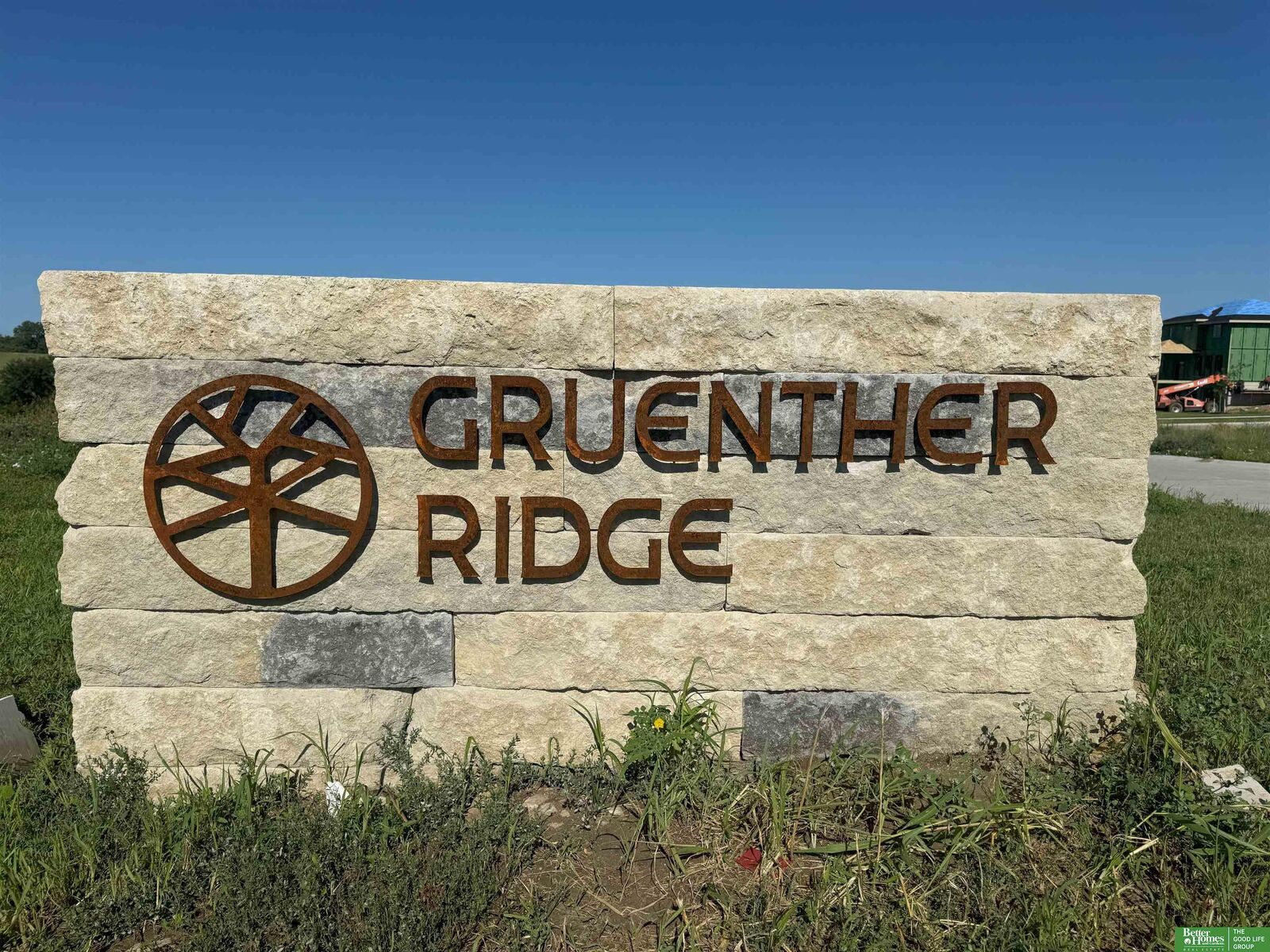 Property Photo:  21727 Glenmore Drive  NE 68028 