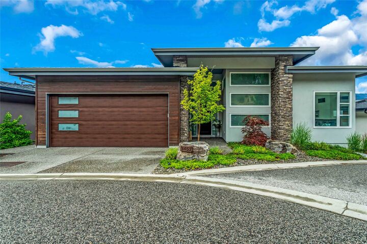 Property Photo: 3452 Blue Grass Lane BC V1V 3G1