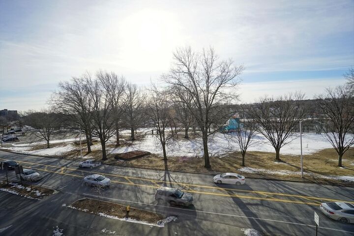 Property Photo:  2500 Mystic Valley Pkwy 401  MA 02155 