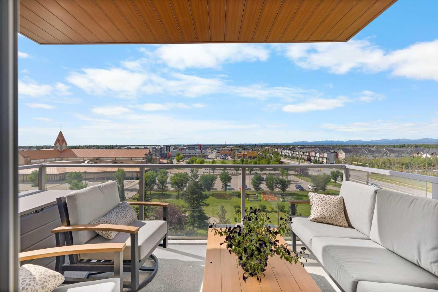 Property Photo: 8505 Broadcast Avenue SW 508 AB T3H 6B5