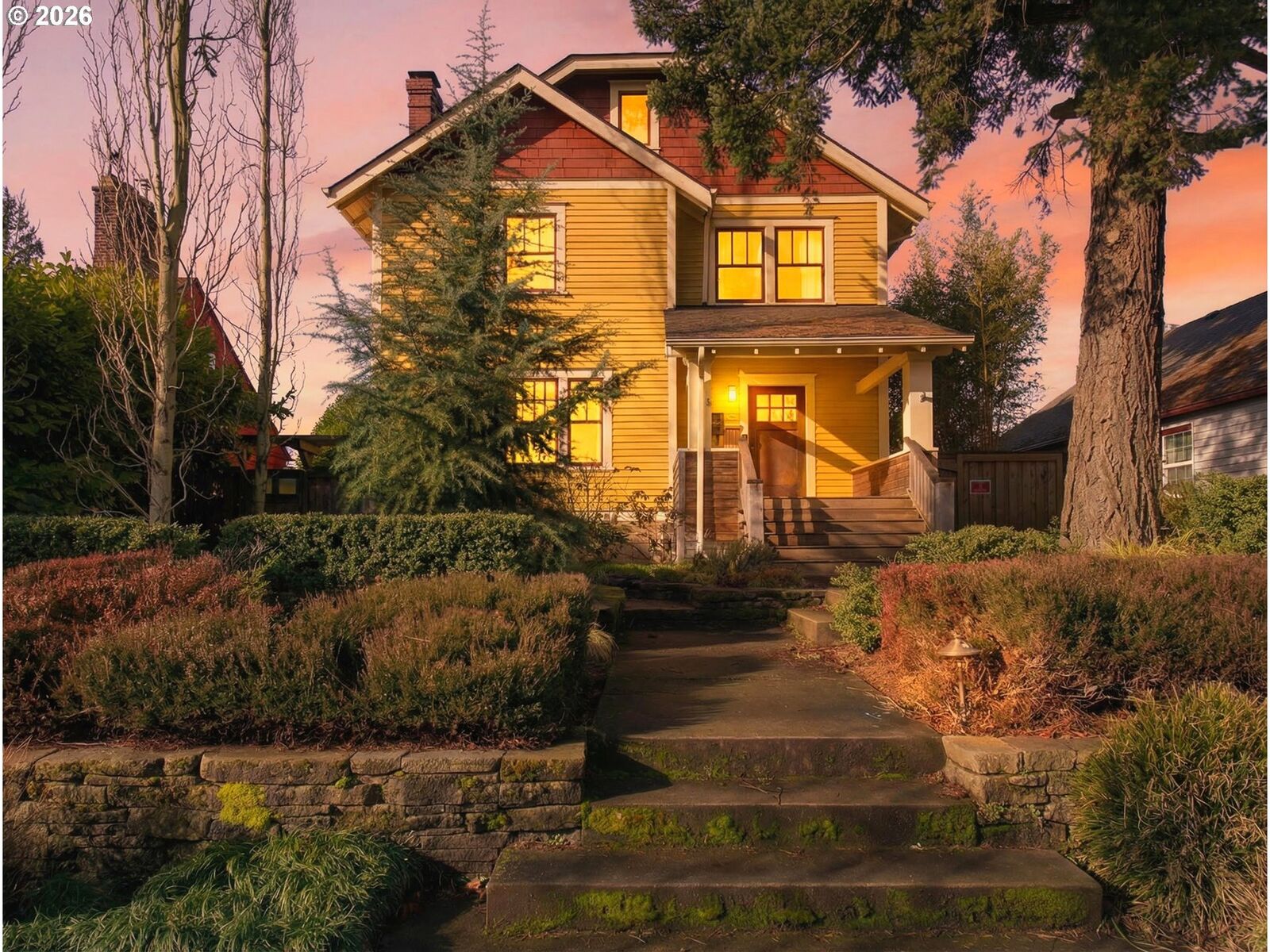 Property Photo:  6367 N Williams Ave  OR 97217 