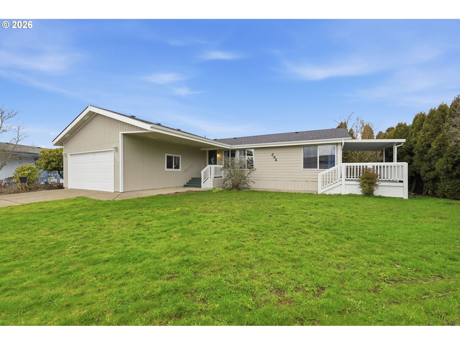 Property Photo: 1699 N Terry St 244 OR 97402