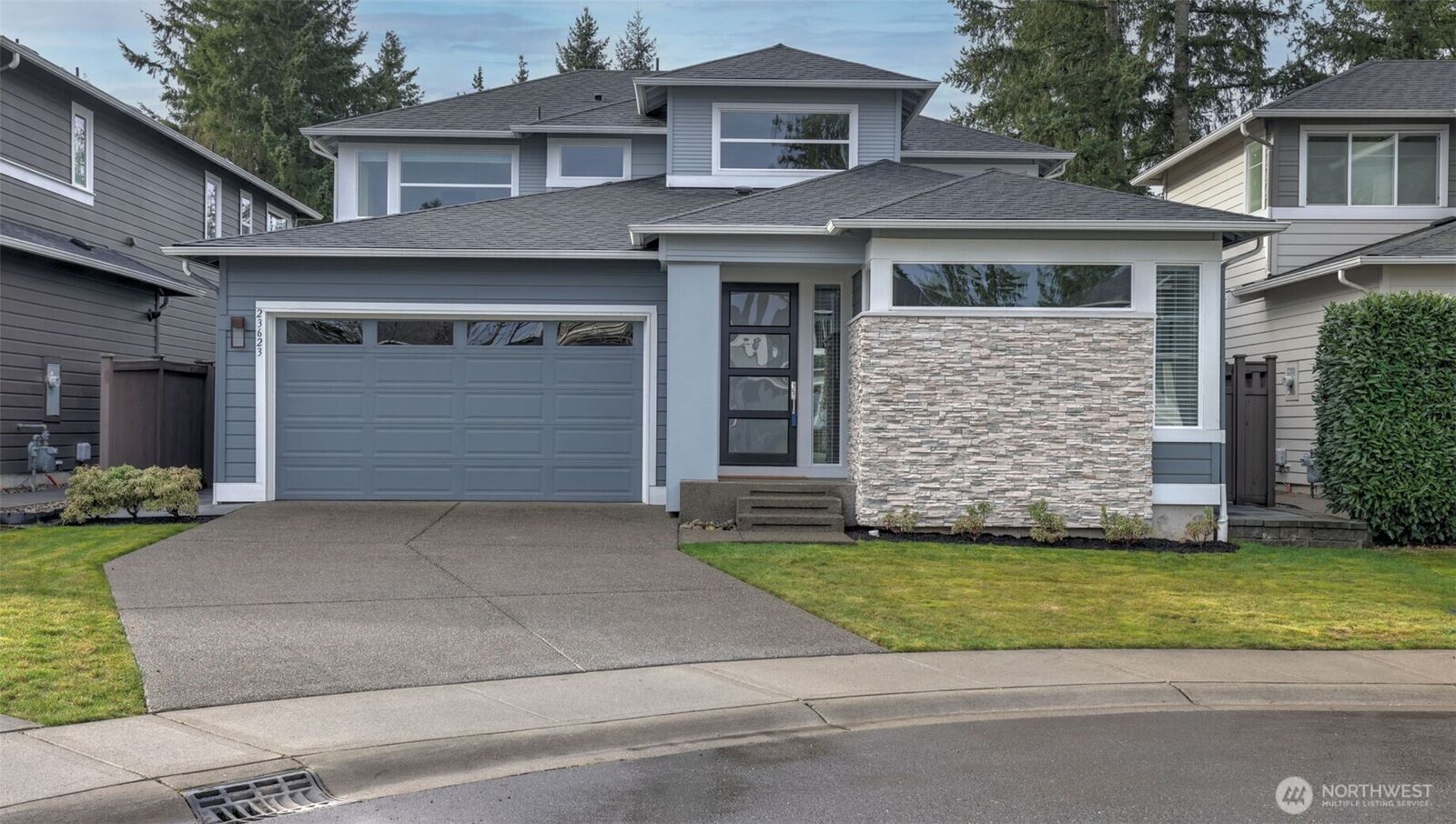 Property Photo:  23623 SE 248th Place  WA 98038 