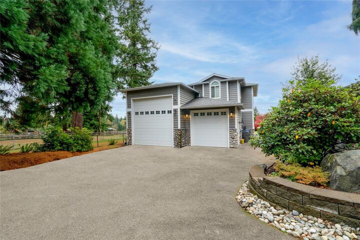 Property Photo:  24215  75th Avenue SE  WA 98072 
