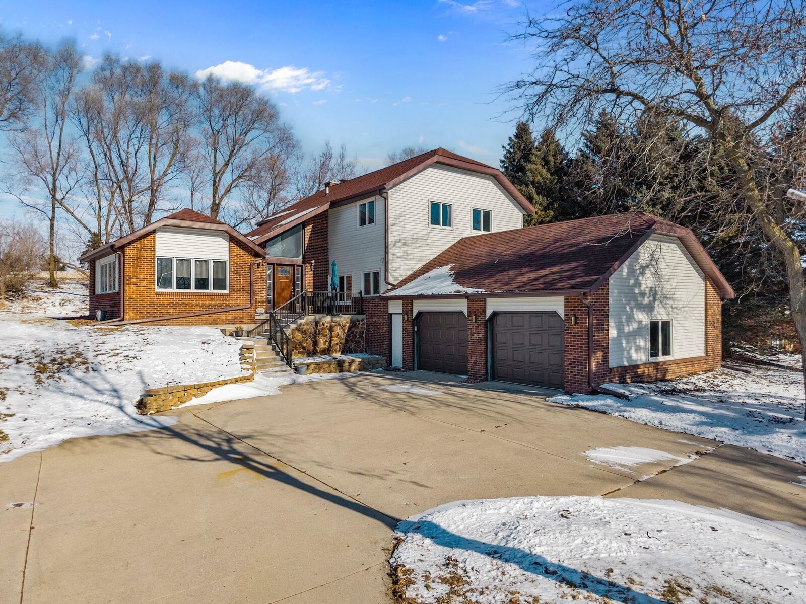 Property Photo:  N1231 County Rd V  WI 53010 