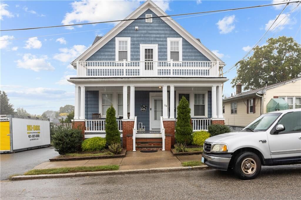 Property Photo:  334 Jastram Street 1  RI 02908 