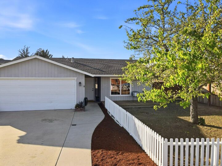 Property Photo:  2027 Koopmans Avenue  CA 95062 