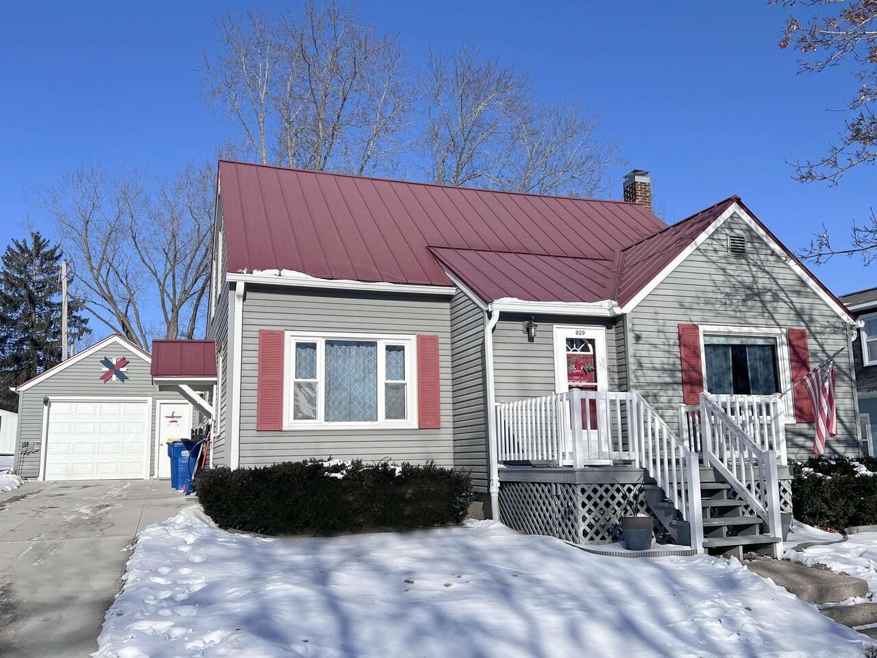 Property Photo:  829 Shear Avenue  WI 54634 