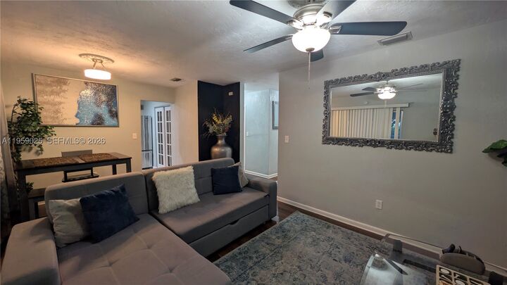 Property Photo: 19374 NW 30th Ct FL 33056