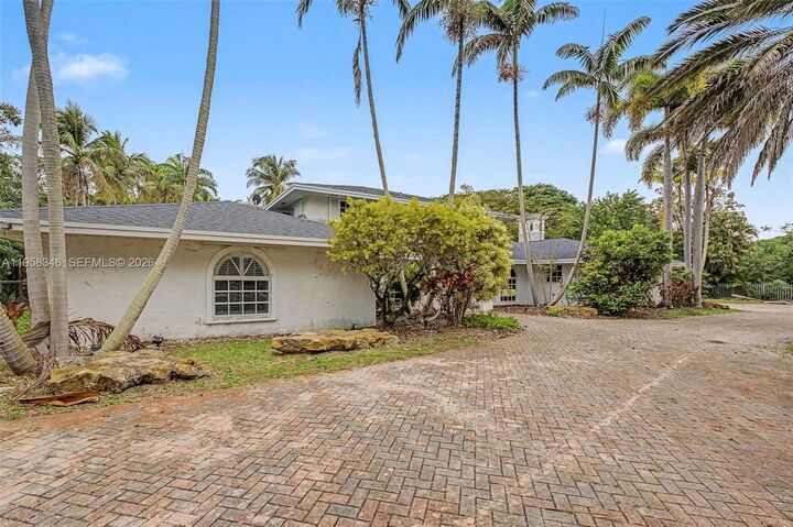 Property Photo:  14670 SW 69th Pl  FL 33158 