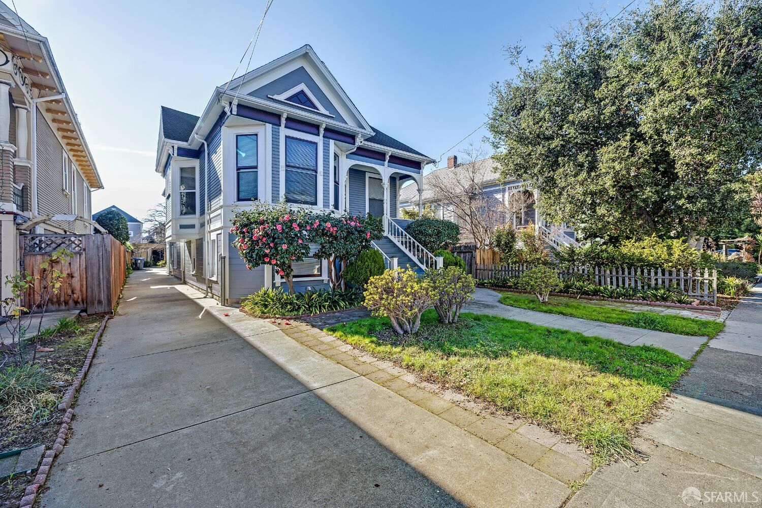Property Photo:  2136 Pacific Avenue  CA 94501 