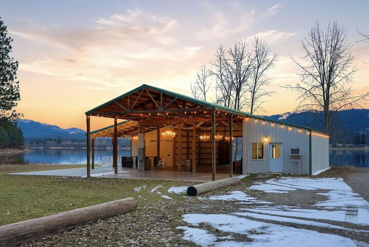 Property Photo:  6201 B S Leclerc Rd  WA 99156 