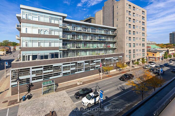 44 Bond Street W 707 — photo 1