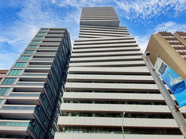 Property Photo: 200 Bloor Street West Street W 1401 ON M5S 1T8