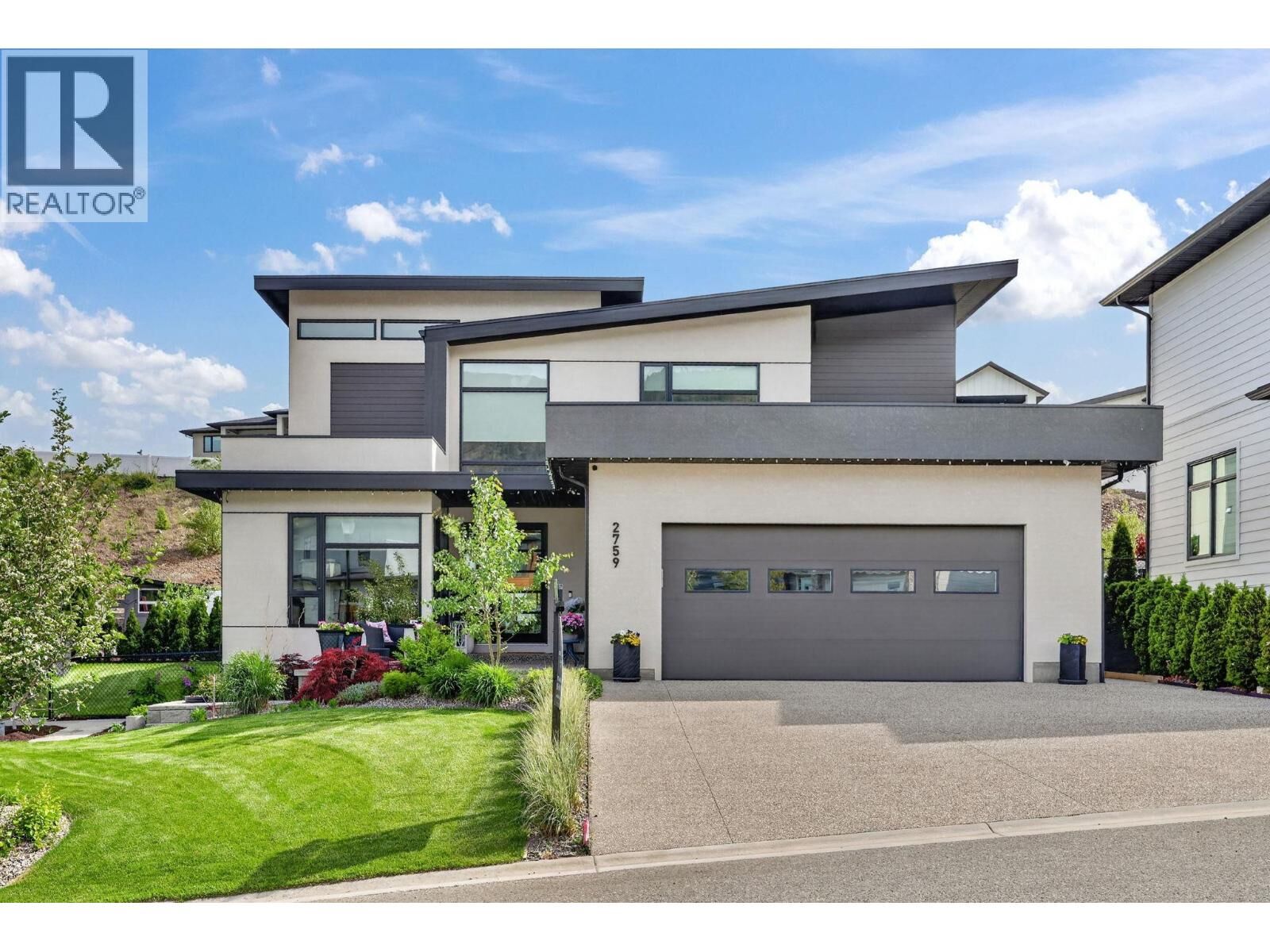 Photo de la propriété:  2759 Canyon Crest Drive  BC V4T 0E3 