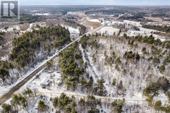 Property Photo:  115 Doran Road  ON K7H 3C7 