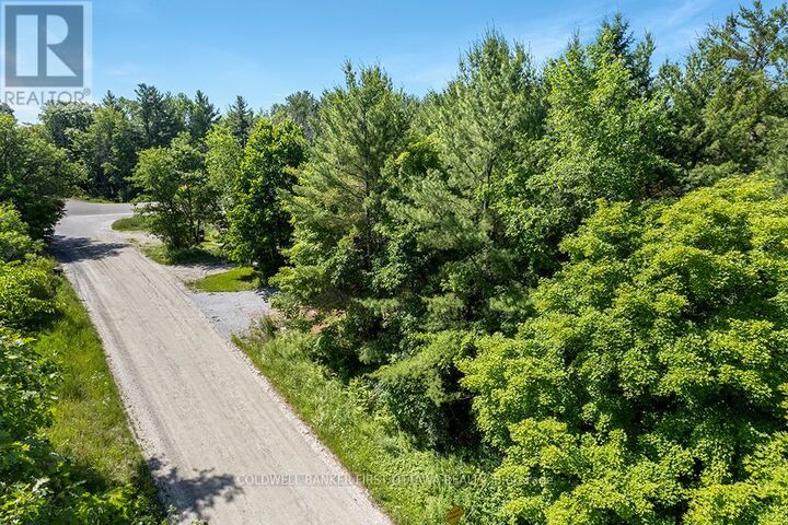 Property Photo:  115 Doran Road  ON K7H 3C7 