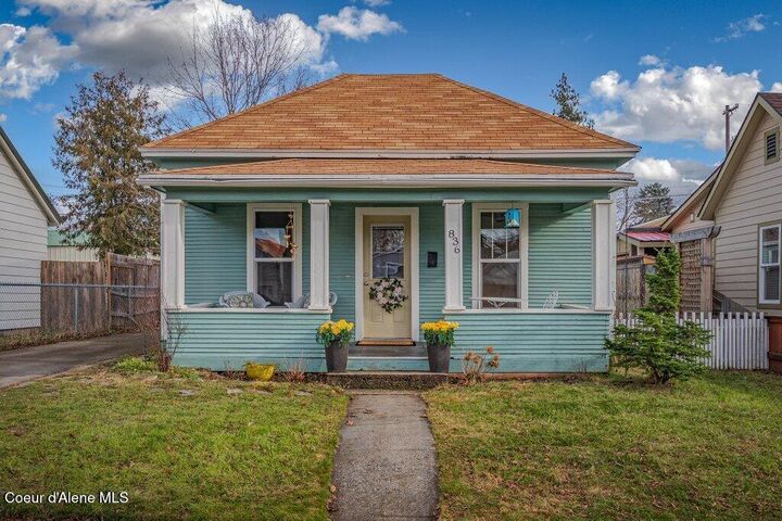 Property Photo: 836 N 6th St ID 83814