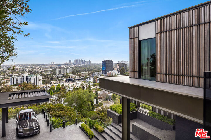 Property Photo:  8741 St Ives Dr  CA 90069 