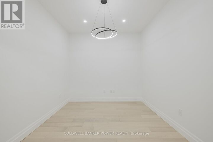 Property Photo:  260 Villagewalk Boulevard 1103  ON N6G 0W6 