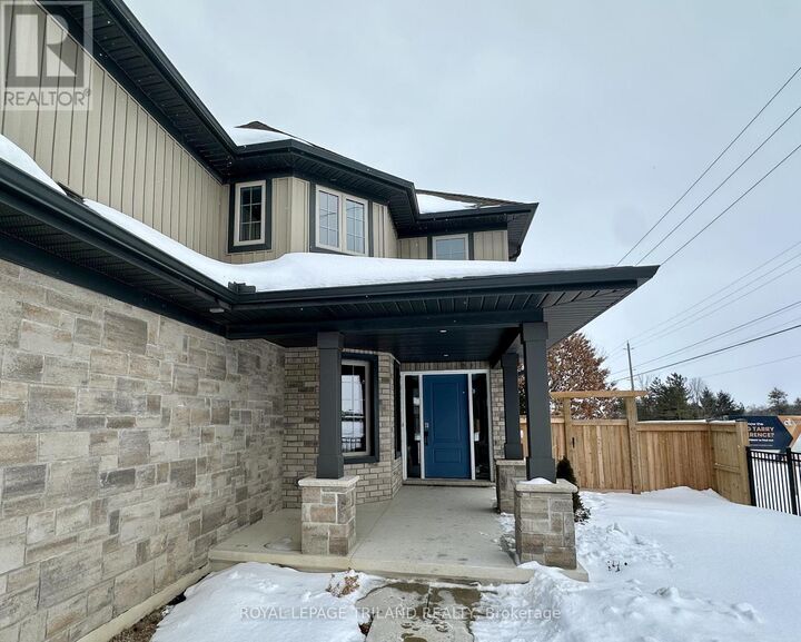 Property Photo:  79 Hickory Lane  ON N5R 6K8 