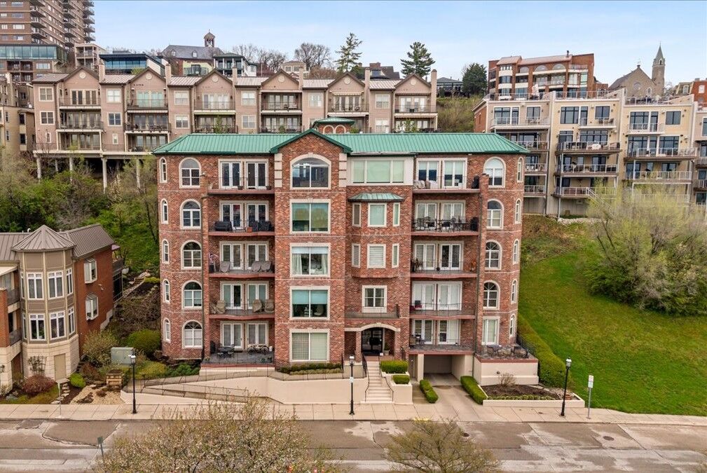 Property Photo:  380 Baum Street 5B  OH 45202 