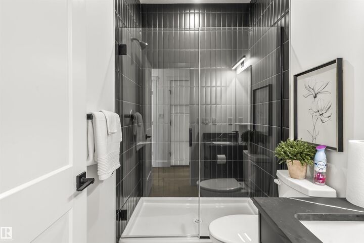 Property Photo:  68 Fenwyck Boulevard  AB T7X 3G5 