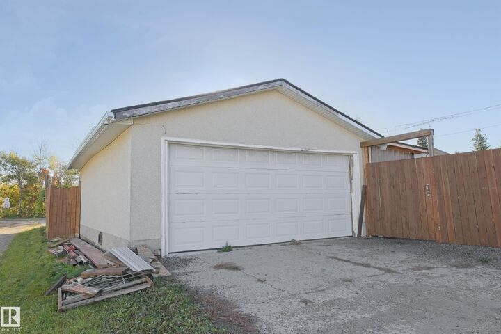 Property Photo: 5226 43 Street AB T7N 1J7