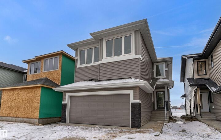 Property Photo:  931 18 Avenue NW  AB T6T 2X3 